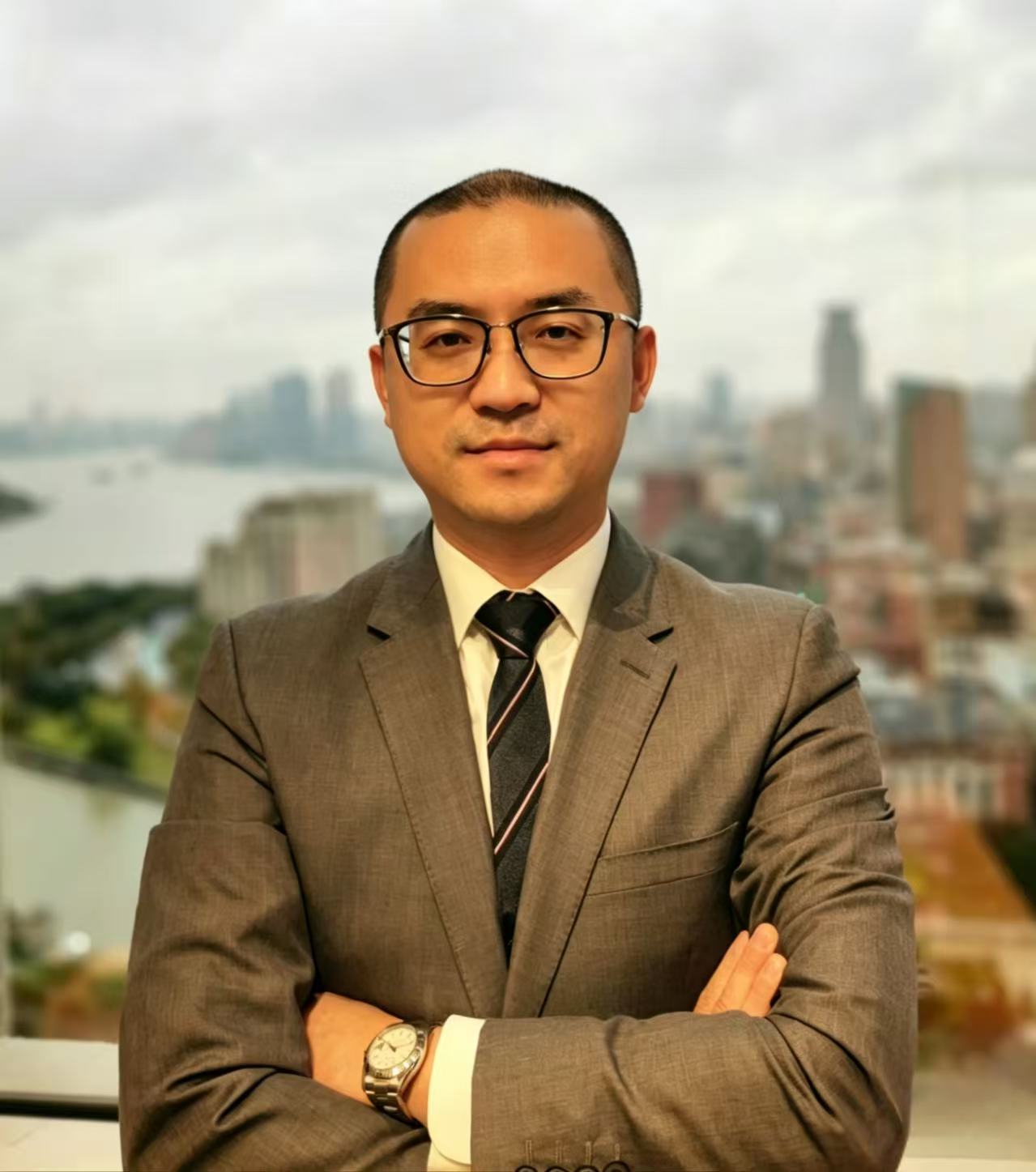 Xiaojian Wang